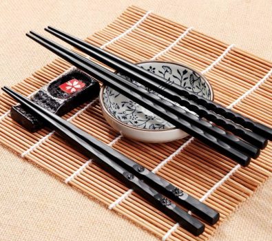 Cum mancam corect cu betisoarele chinezesti