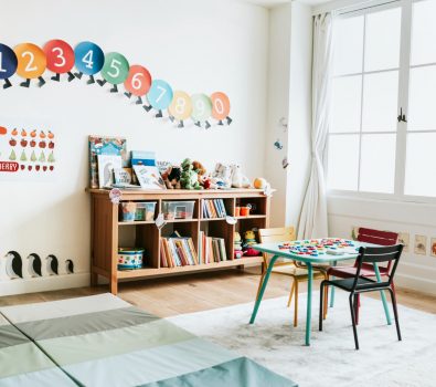 Mobilier scolar pe comanda