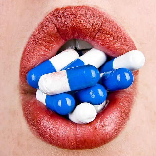 Femeile sunt mai predispuse la dependenta de analgezice